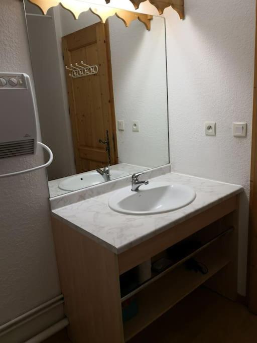 Bel Appartement en résidence avec piscines et sauna Samoëns Esterno foto