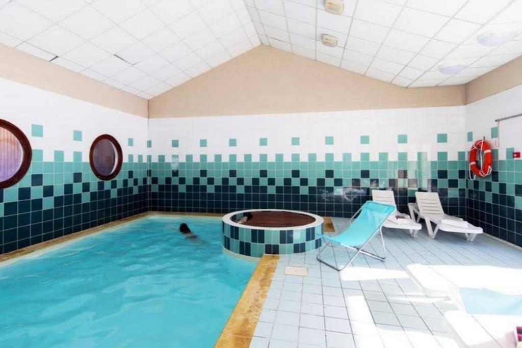 Bel Appartement en résidence avec piscines et sauna Samoëns Esterno foto